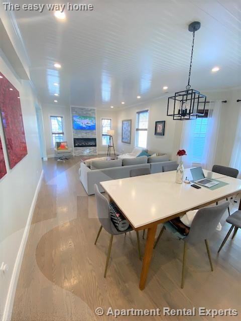 18 Laurel St - Photo 2 of 18
