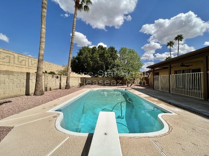 1762 W Isleta Ave - Photo 6 of 32