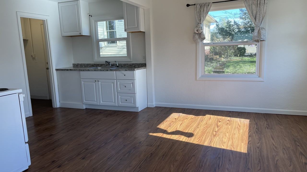 1611 State St #1611 - Photo 7 of 34