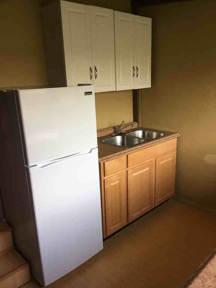 Taylor St Talent Taylor Street - Photo 3 of 13