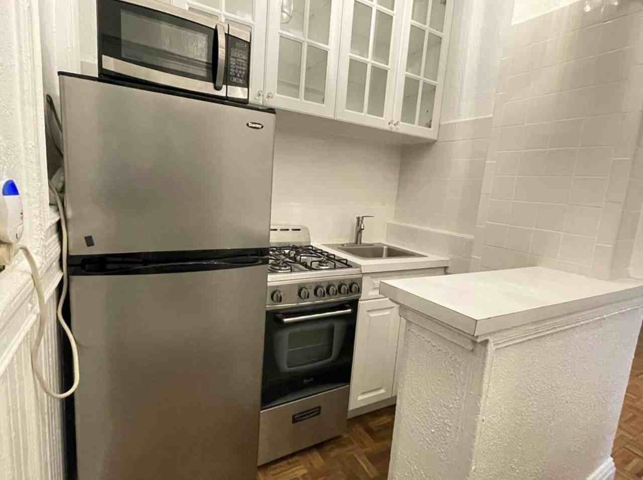 47 Revere St #5 - Photo 5 of 7