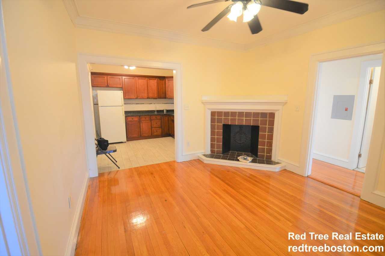 21 Park Vale Ave #11 - Photo 2 of 25