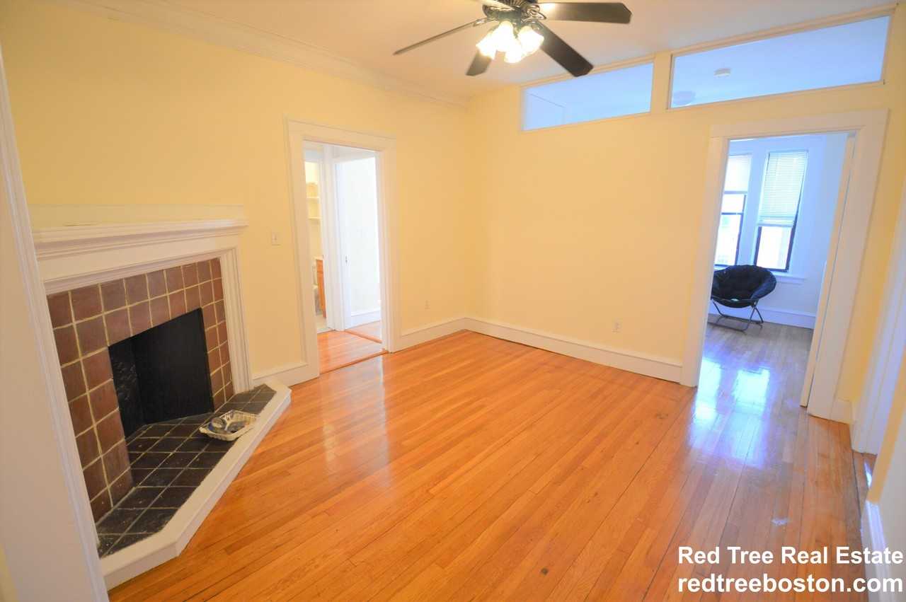 21 Park Vale Ave #11 - Photo 3 of 25
