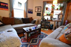 featured image of 55 Brackett St #2