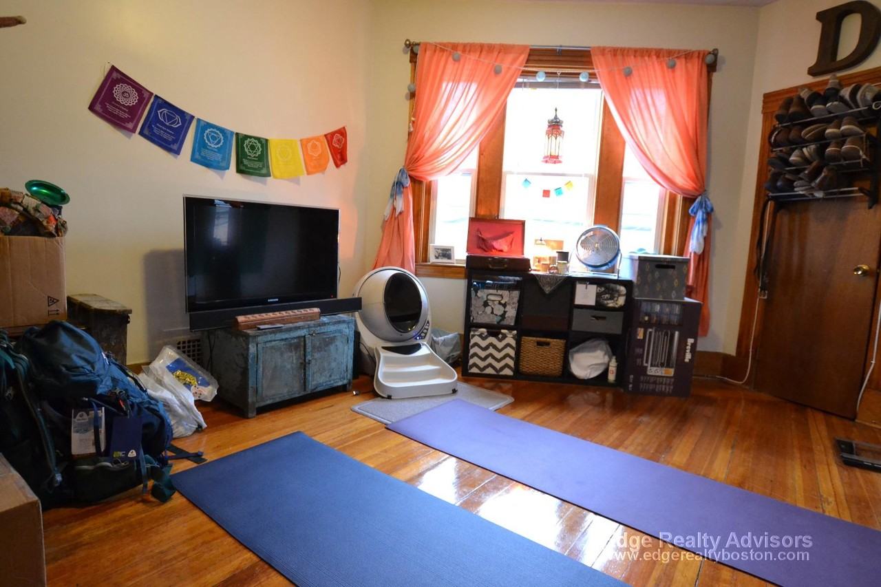 55 Brackett St #2 - Photo 7 of 11