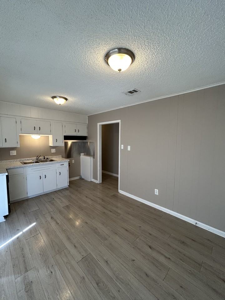103 Overland Trl - Photo 4 of 13
