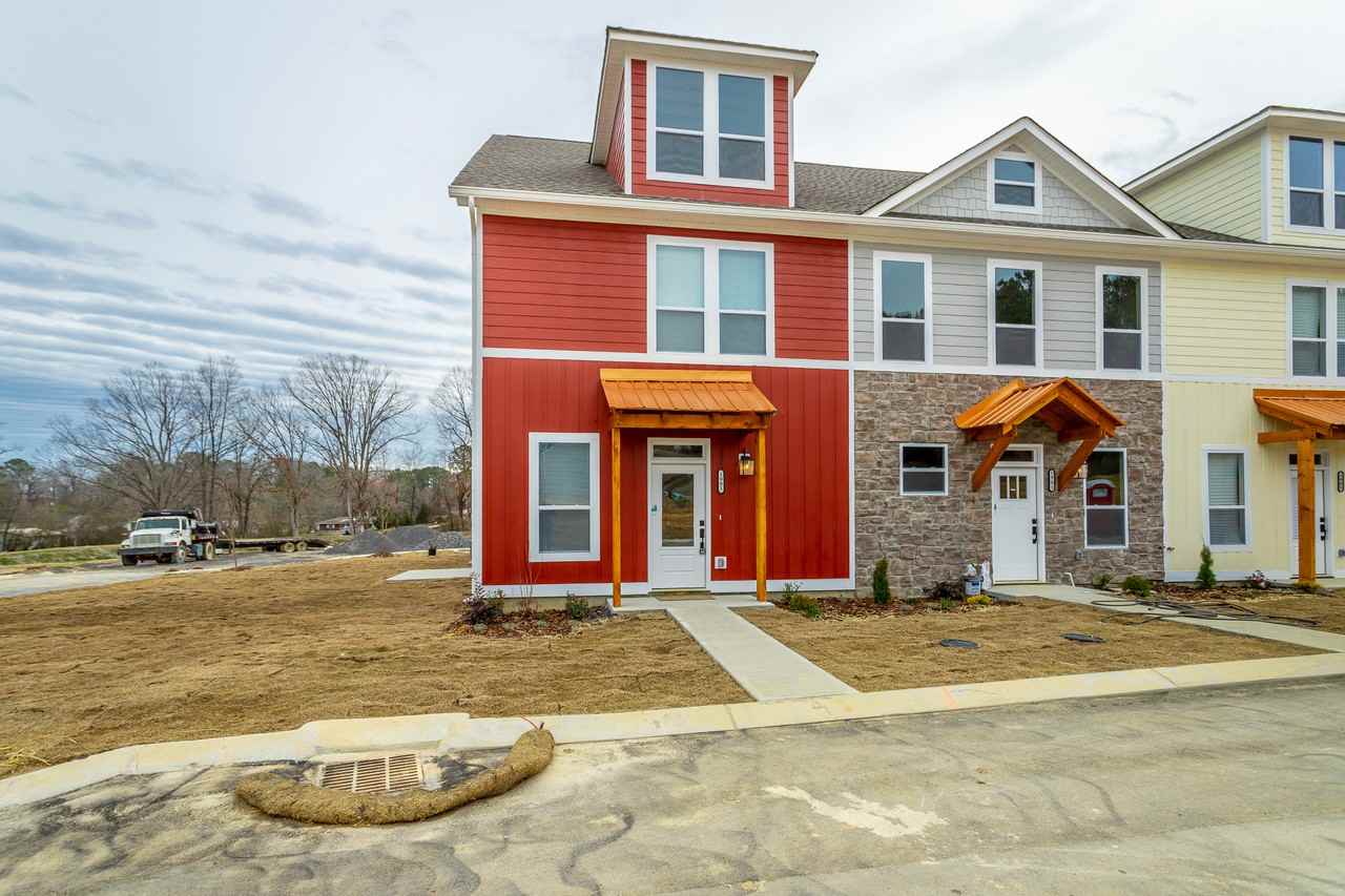 1901 Cypress Ln - Photo 3 of 47