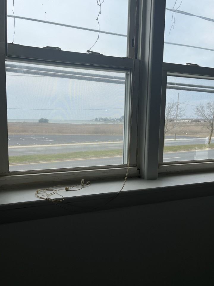 510 W Main St - Photo 7 of 9