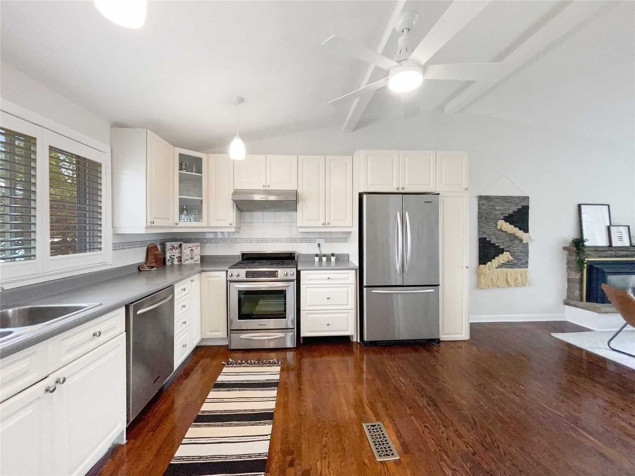 292 Essex Avenue ## - Photo 3 of 6