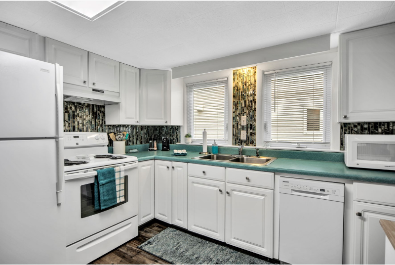 18 School St - Photo 3 of 21