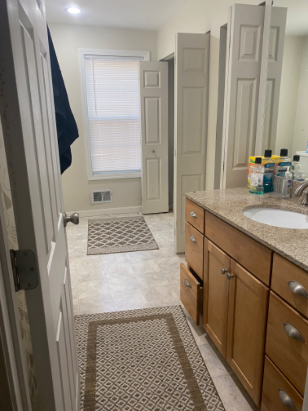 48 Woodbury Ave - Photo 2 of 13