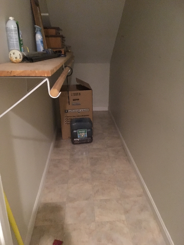 48 Woodbury Ave - Photo 7 of 13