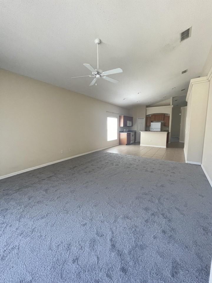16719 Hidden Spring Dr #1 - Photo 7 of 45
