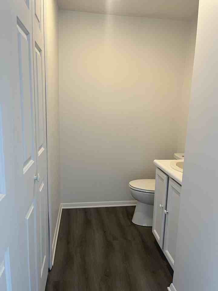 10 W Main St #1 - Photo 7 of 9