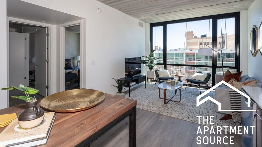 1640 West Division Street - Photo 5 of 12