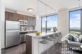 360 W Hubbard St - Photo 1 of 1