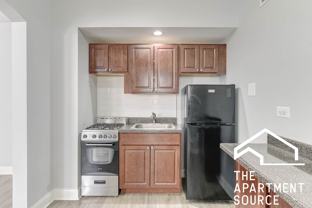 6930 N Greenview Ave #204 - Photo 1 of 1