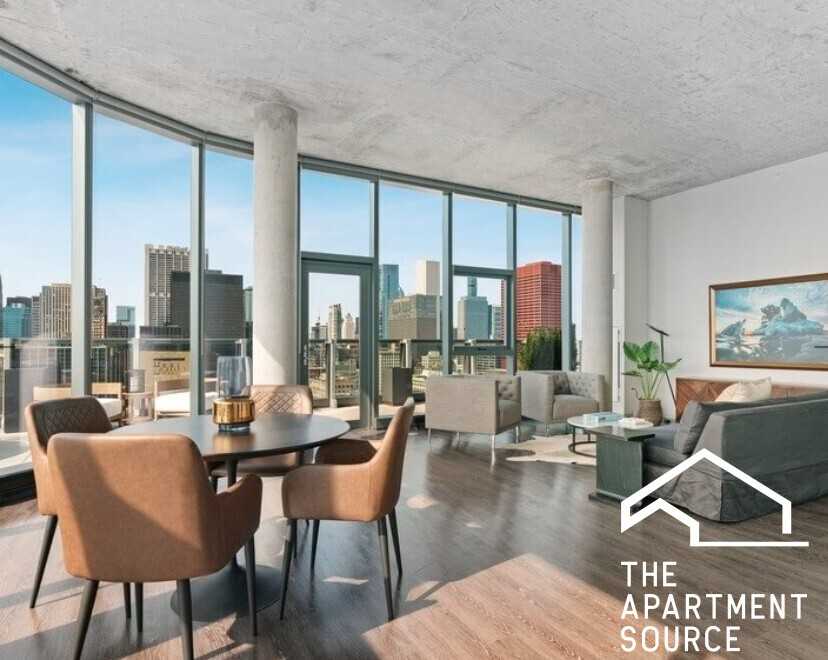 717 S Clark St - Photo 6 of 15