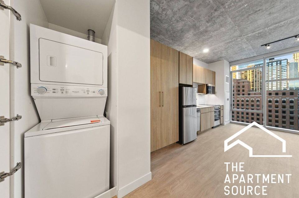 808 North Wells Street #1BR1BA - Photo 6 of 21