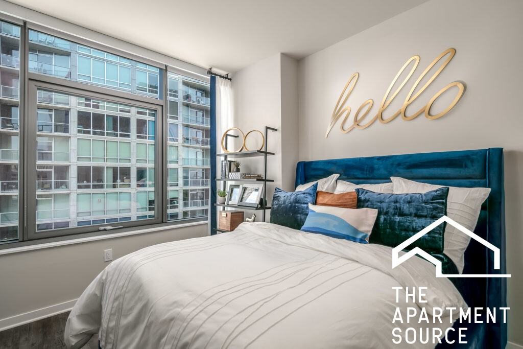 207 West Harrison Street #2BR2BA - Photo 4 of 19