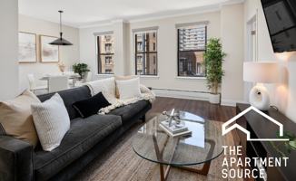 featured image of 200 E Chestnut St
