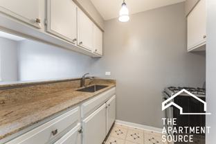 663 W Grace St #104 - Photo 1 of 1