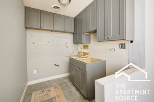 663 W Grace St #418 - Photo 1 of 1