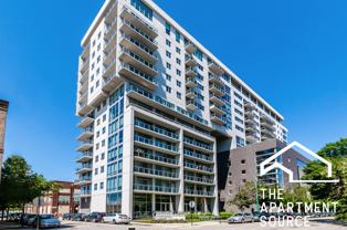 910 W Huron St - Photo 1 of 1