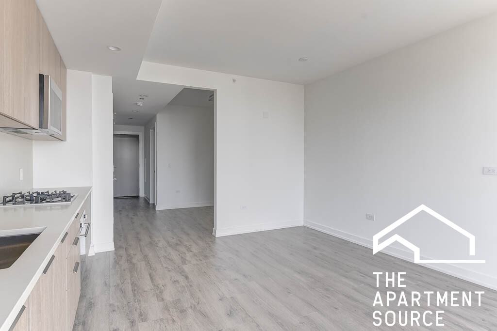 204 W Hill St - Photo 3 of 22