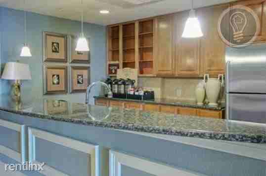 2849 McKinnon St #Q83 - Photo 3 of 4