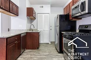 3708 N Sheffield Ave #407 - Photo 1 of 1