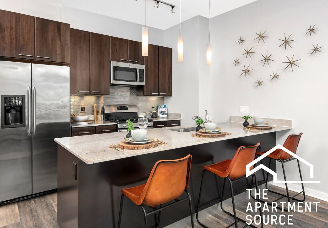 469 W Huron St #3BD2BA - Photo 4 of 9