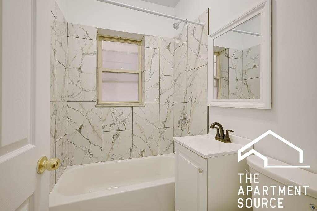 6345 N Magnolia Ave #2J - Photo 6 of 9