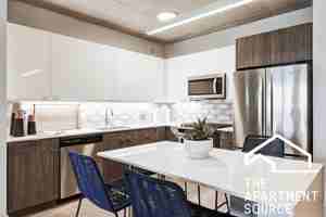 featured image of 1025 W Addison St