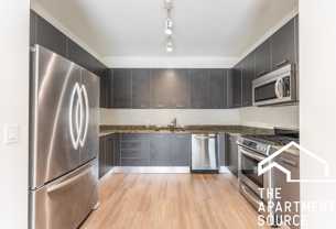 910 W Huron St - Photo 1 of 1