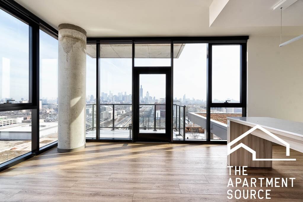 513 South Damen Avenue - Photo 4 of 42