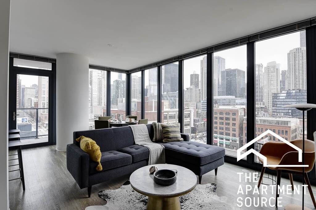 637 North Wells Street - Photo 3 of 22