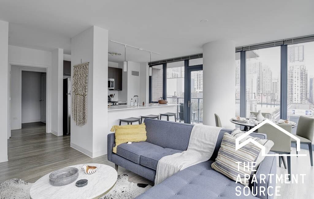 637 North Wells Street - Photo 4 of 22