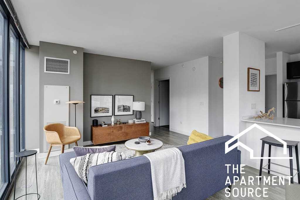 637 North Wells Street - Photo 5 of 22