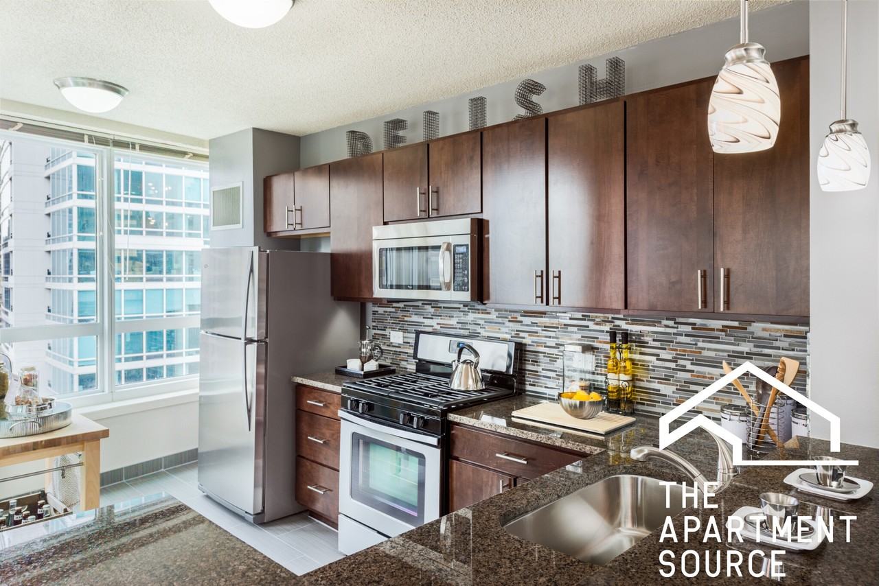 345 E Ohio St #2BR2BA - Photo 2 of 24