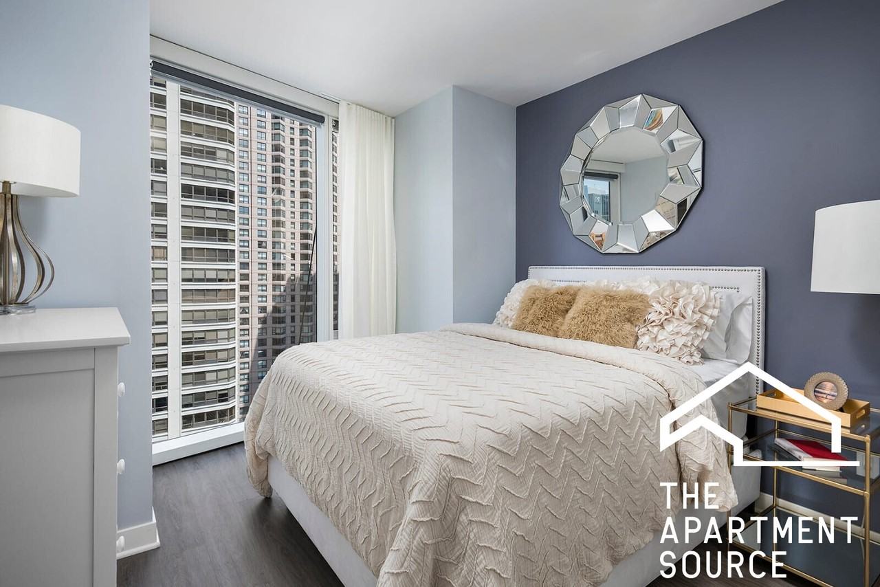 545 N Mcclurg Ct #PH - Photo 7 of 25