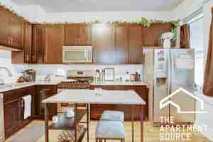 featured image of 2747 W Augusta Blvd #1R