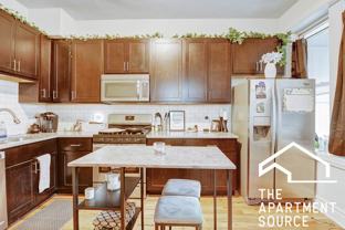 2747 W Augusta Blvd #1R - Photo 1 of 1