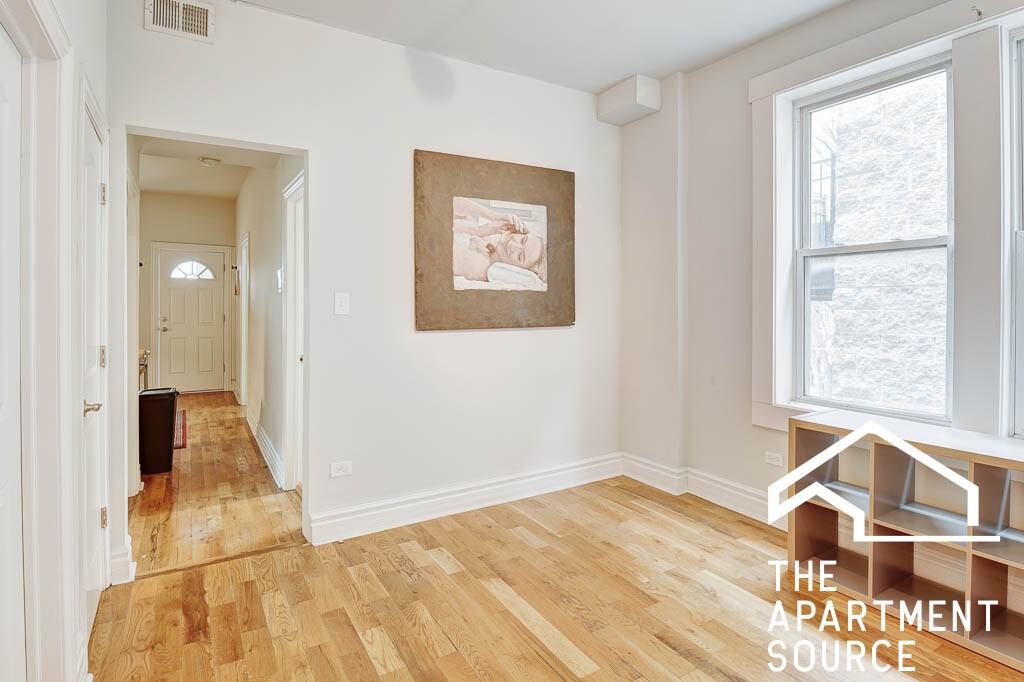 2747 W Augusta Blvd #2R - Photo 5 of 15