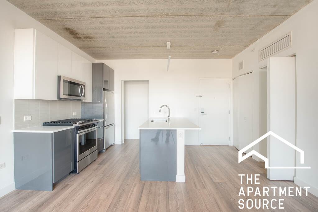 734 W Sheridan Rd - Photo 2 of 32