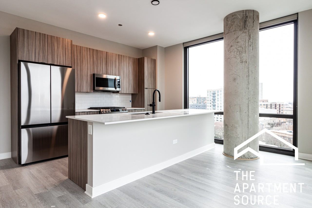 4611 North Broadway - Photo 3 of 27