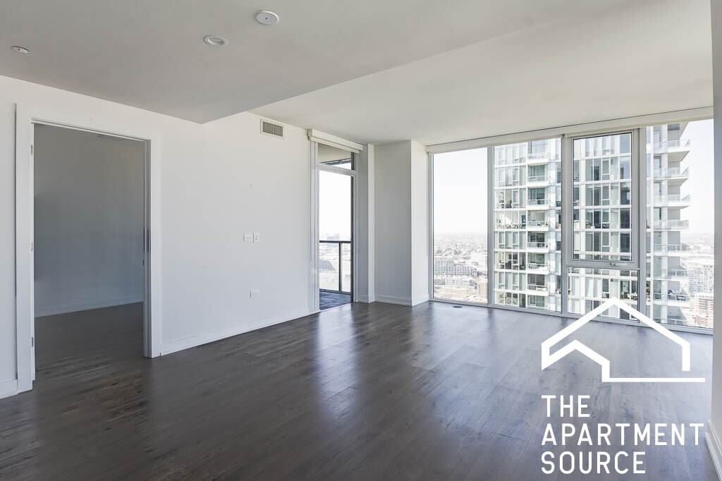 204 W Hill St - Photo 2 of 25