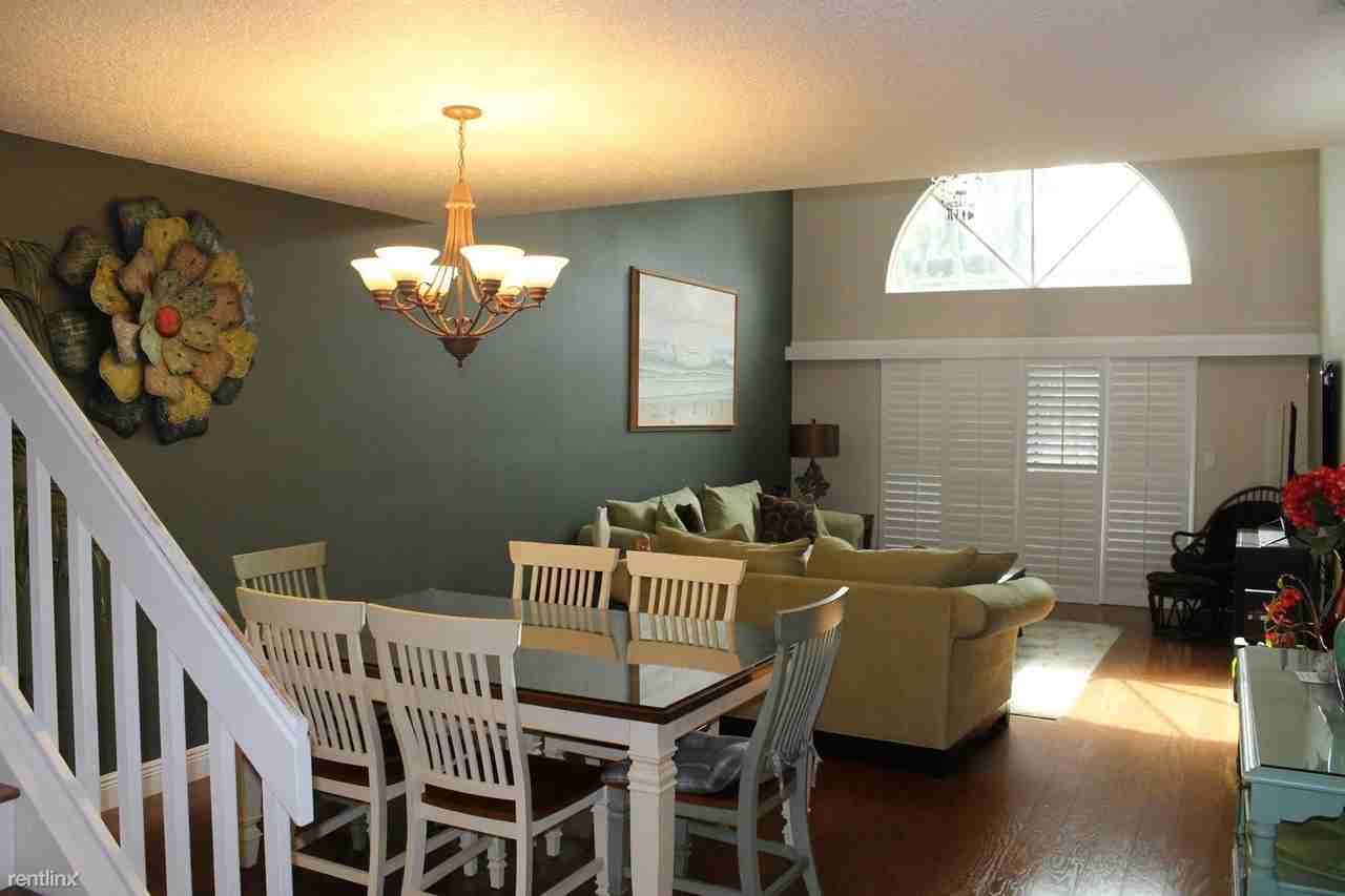 1209 Ocean Dunes Cir - Photo 2 of 29