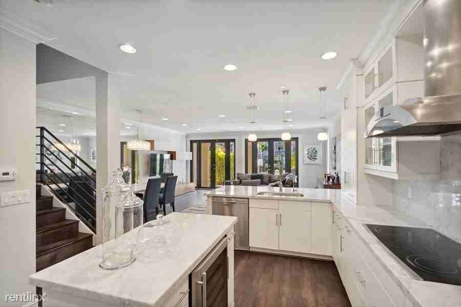 95 Isle Of Venice Dr - Photo 3 of 28