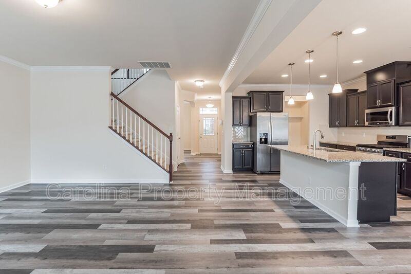 15226 Red Canoe Way - Photo 3 of 16